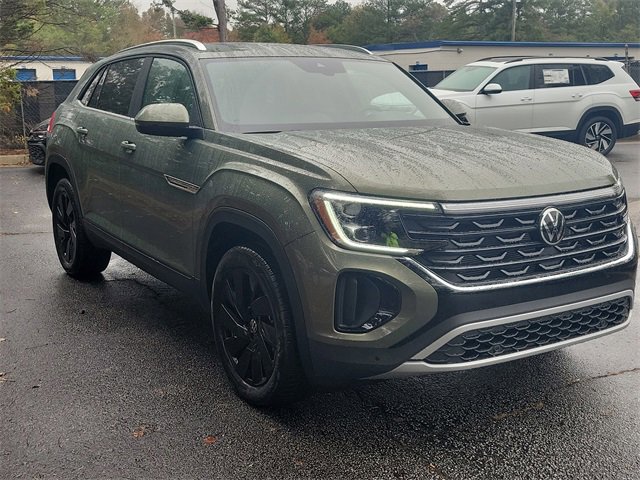 New 2026 Volkswagen Atlas Cross Sport SE image 3