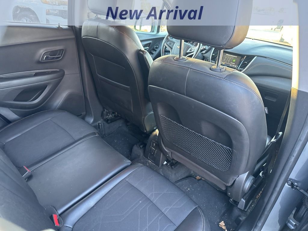 Used 2019 Chevrolet Trax LT w/ LT Convenience Package image 8