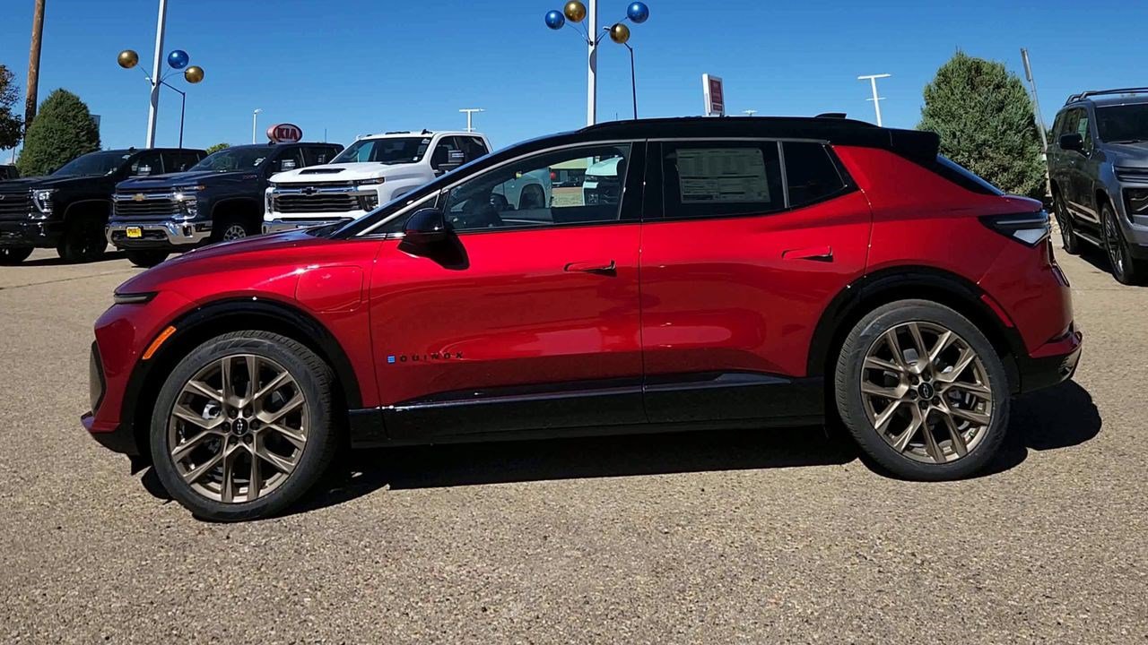 New 2026 Chevrolet Equinox EV RS image 5