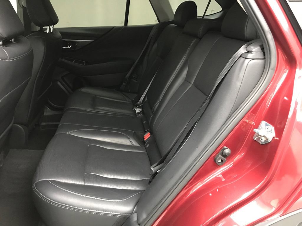 Used 2021 Subaru Outback Limited image 17