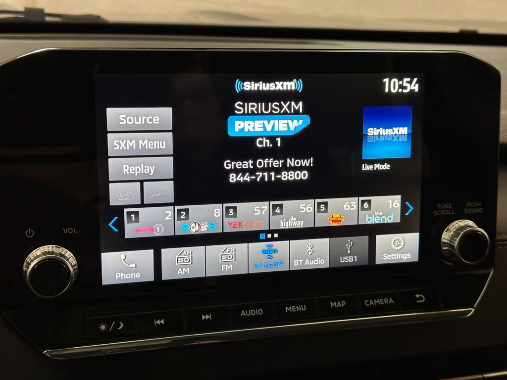 Used 2024 Mitsubishi Outlander AWD image 46