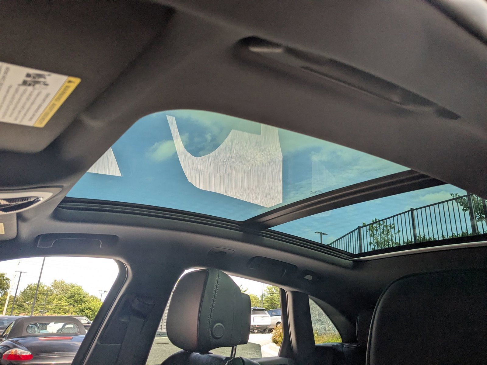 New 2026 Porsche Macan image 27