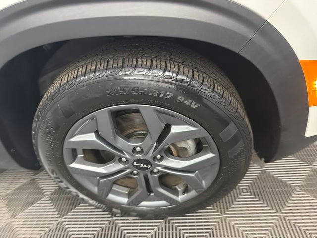 Certified 2024 Kia Seltos S AWD/4WD image 49