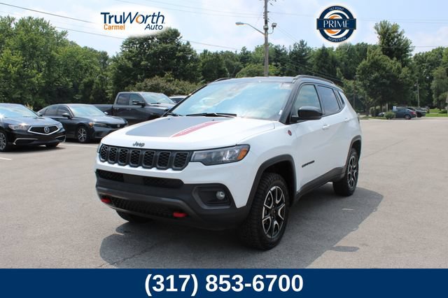 Used 2025 Jeep Compass Trailhawk w/ Trailhawk Convenience Group AWD/4WD image 1