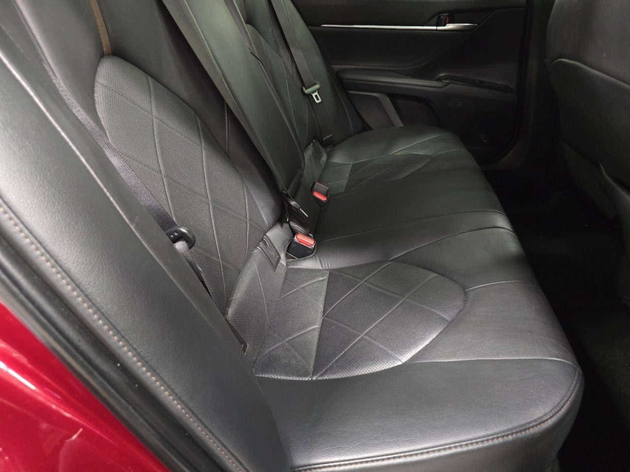 Used 2018 Toyota Camry XLE image 20