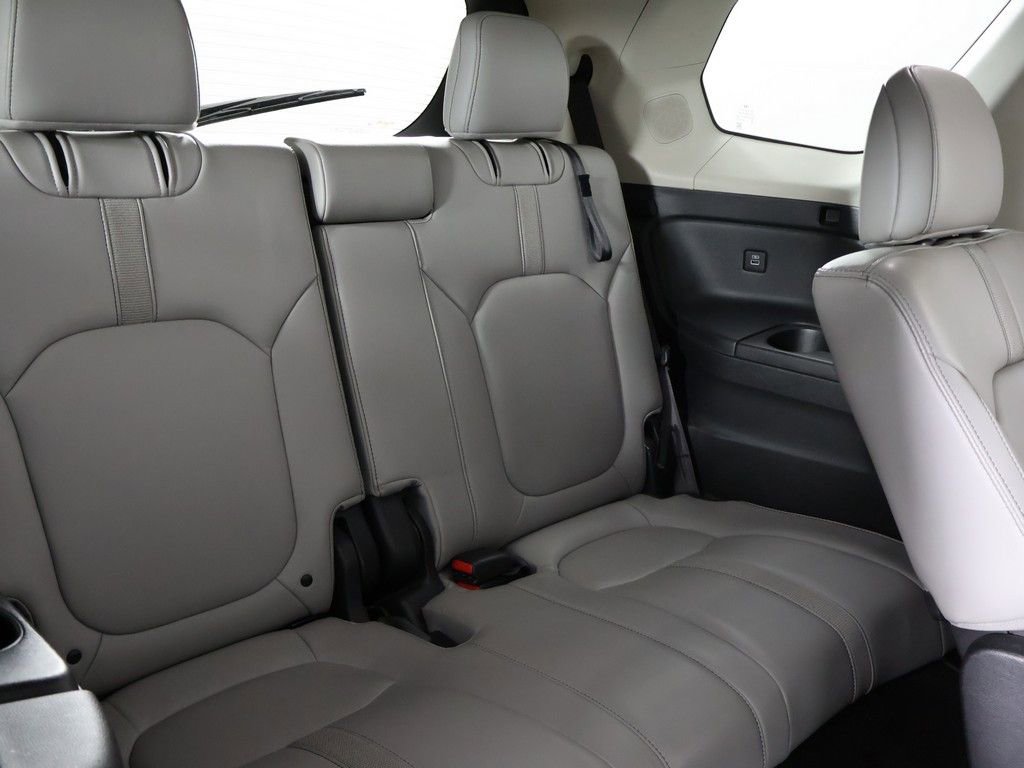 Used 2023 Honda Pilot Touring image 38