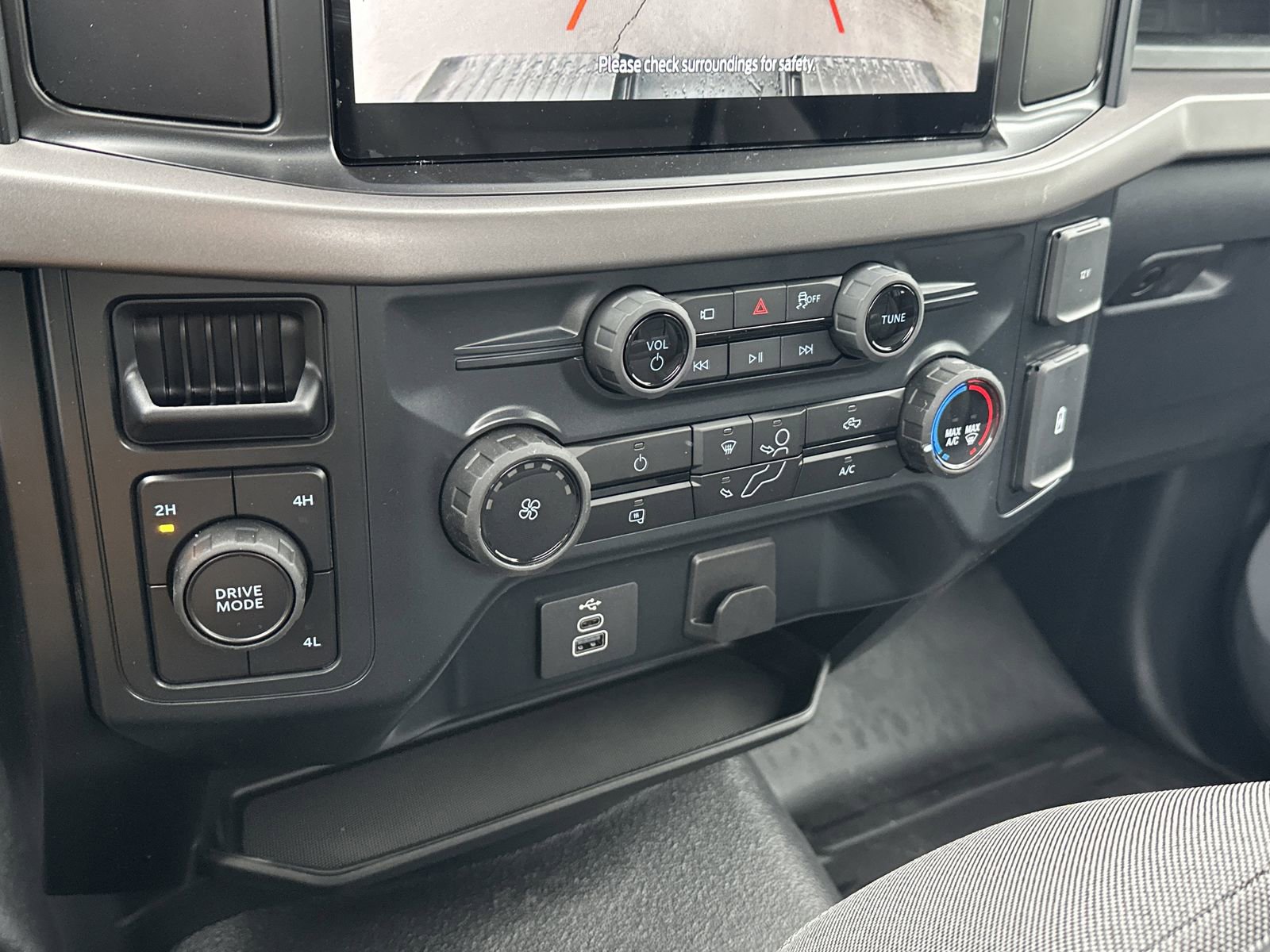 New 2025 Ford F150 XL image 13