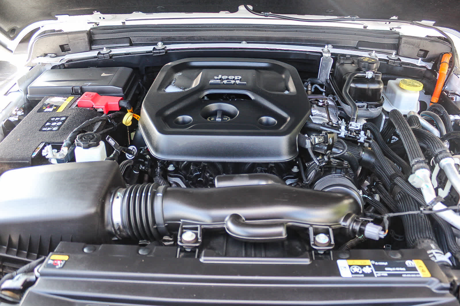 Used 2022 Jeep Wrangler Unlimited Sahara image 35