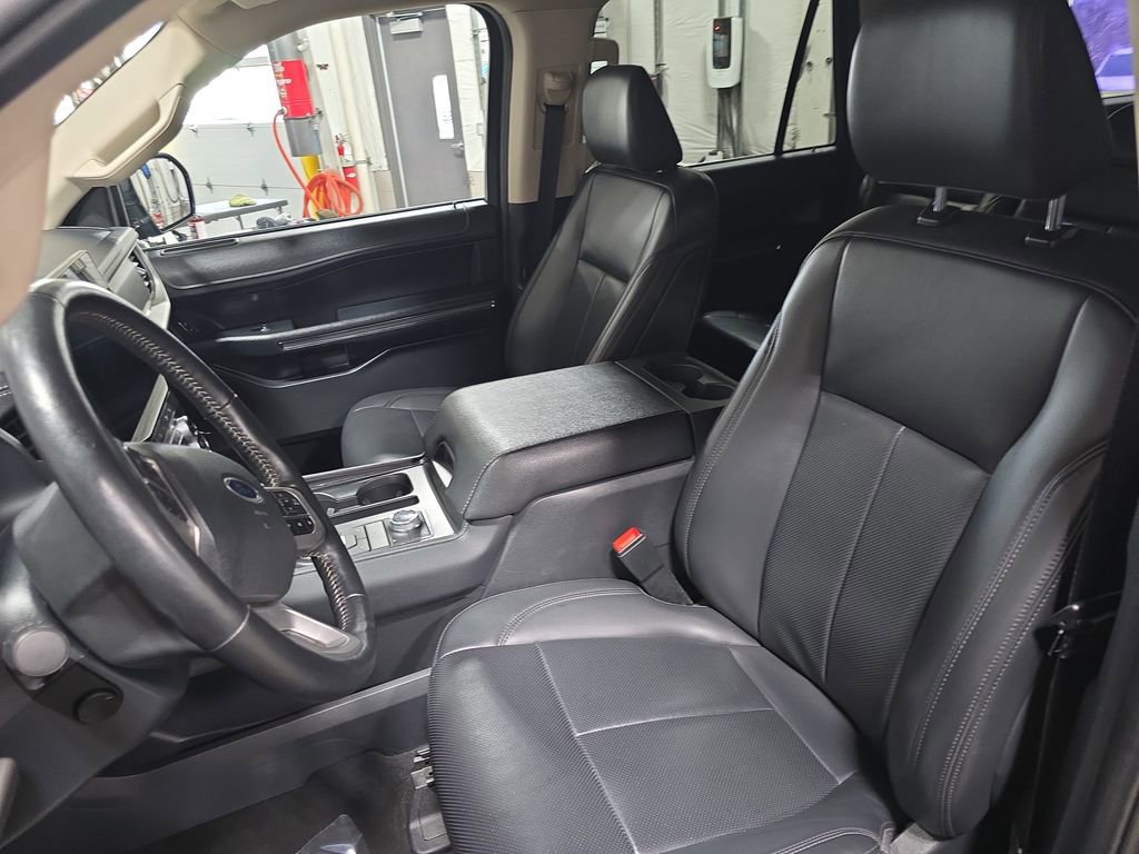 Used 2024 Ford Expedition Max XLT AWD/4WD image 18