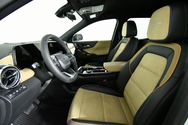 New 2026 Chevrolet Equinox ACTIV w/ LPO, Floor Liner Package image 5