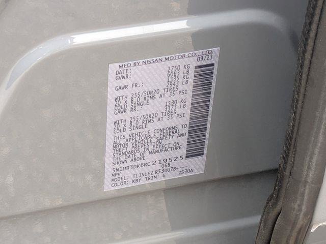 Used 2024 Nissan Pathfinder Platinum image 31