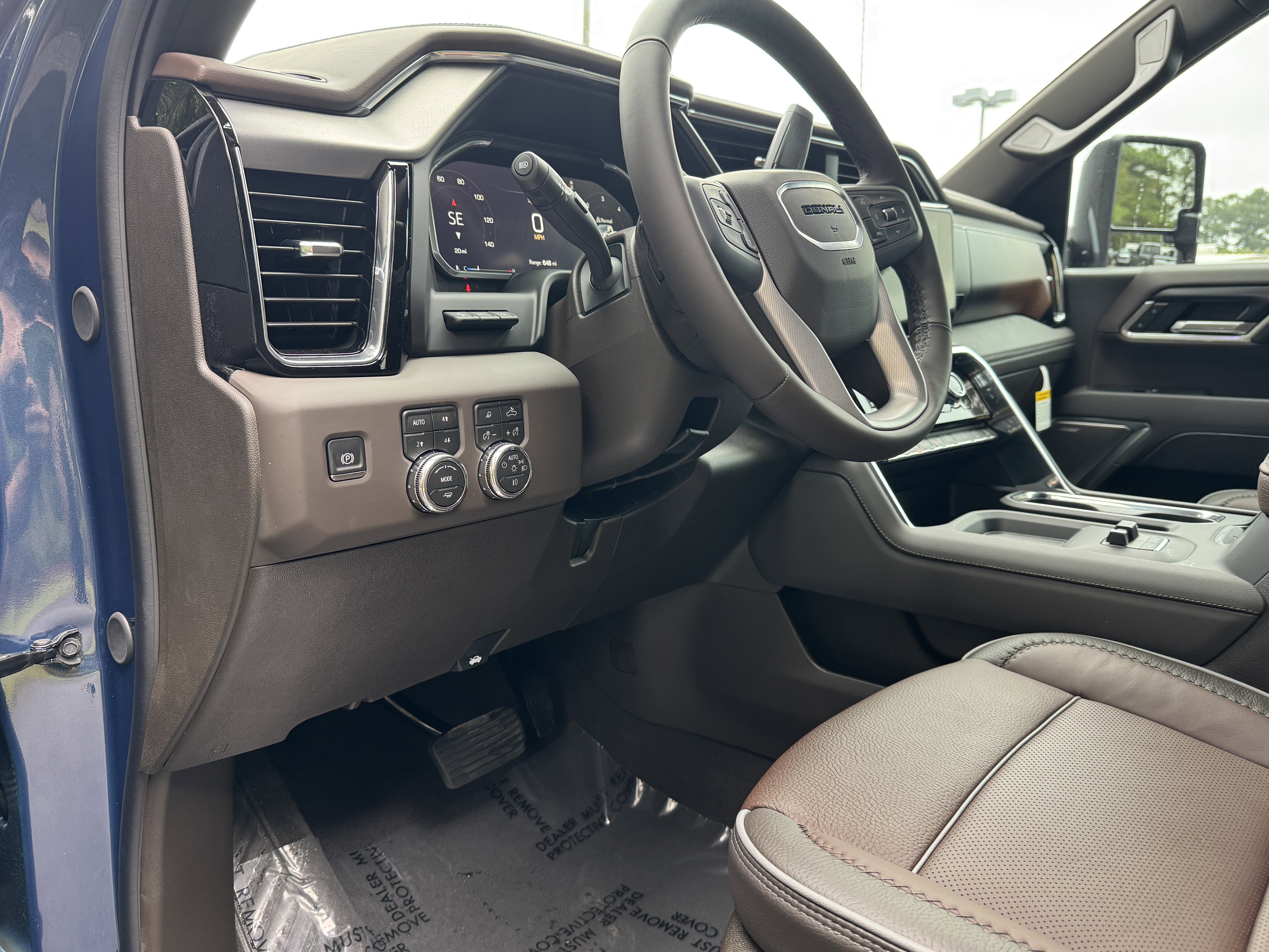 New 2026 GMC Sierra 2500 Denali w/ Denali Reserve Package image 19