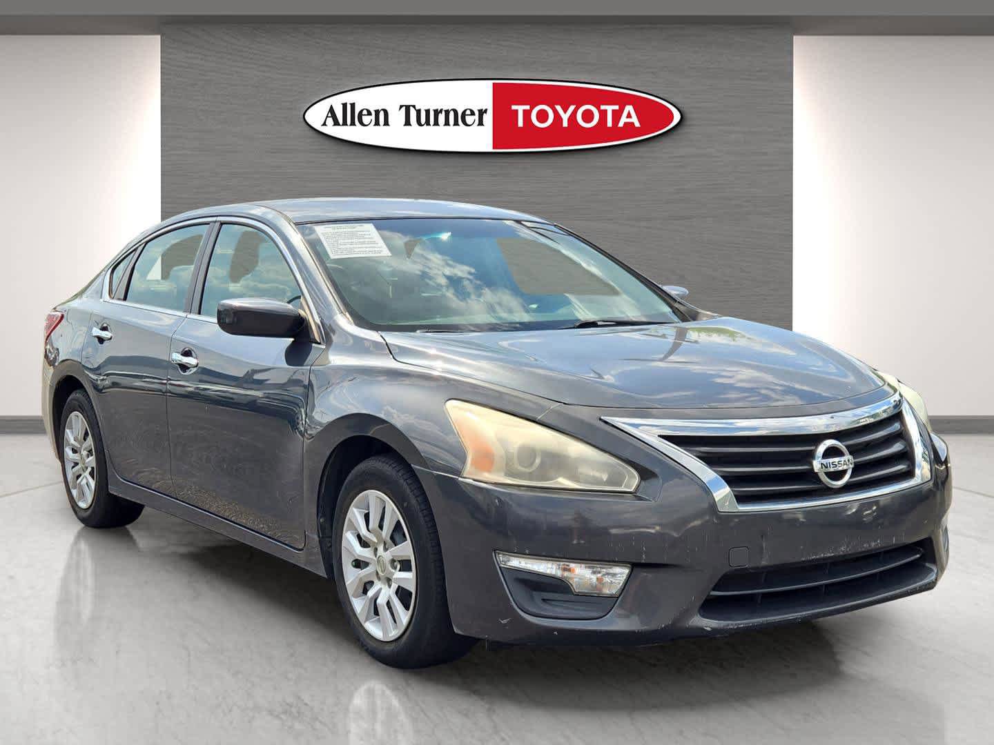 Used 2013 Nissan Altima 2.5 S image 1