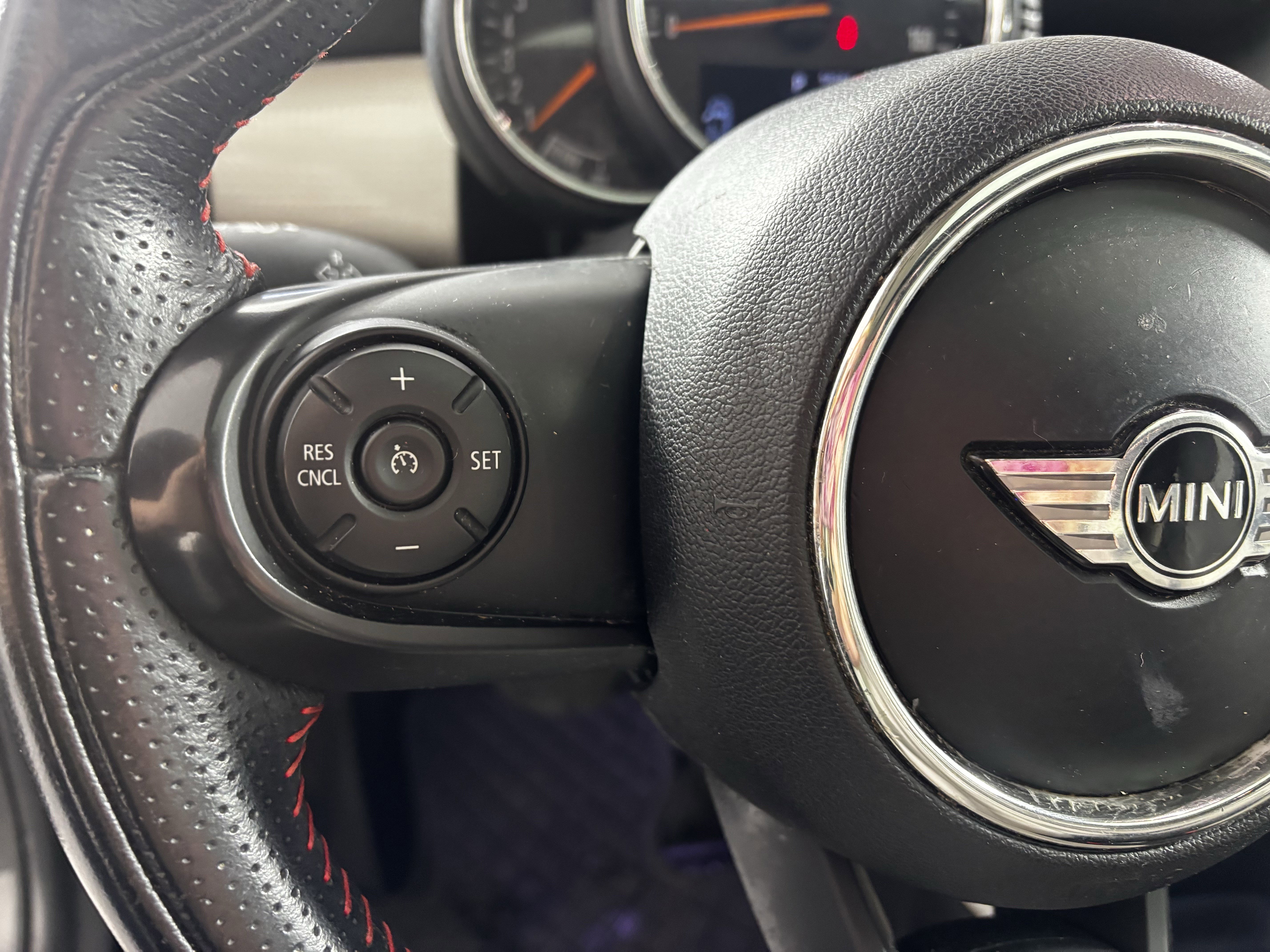 Used 2016 MINI Cooper S image 7