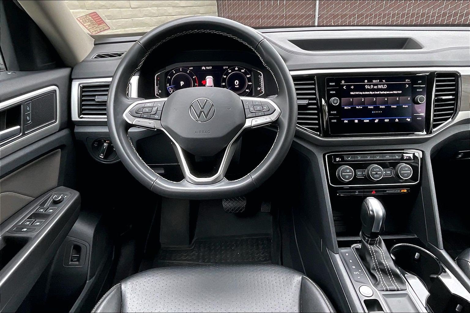 Certified 2022 Volkswagen Atlas SE FWD image 4