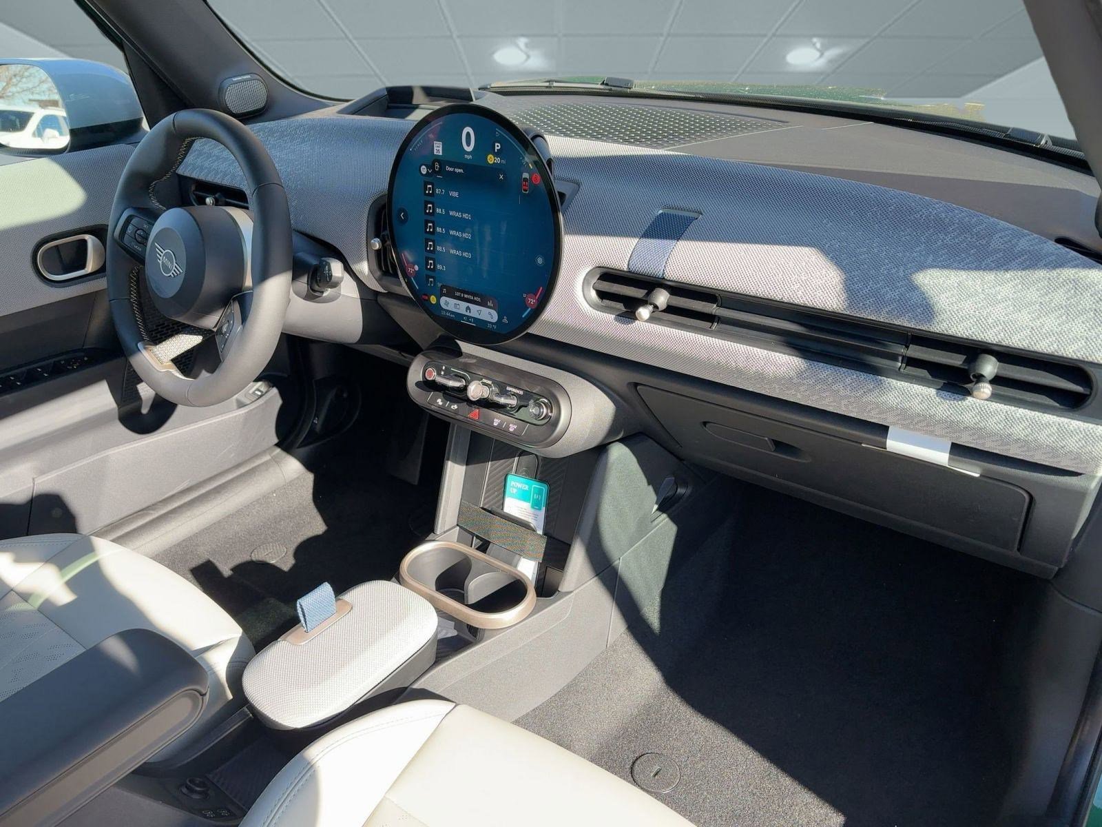 New 2026 MINI Cooper 4-Door Hardtop image 30