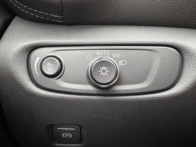 Used 2021 Chevrolet Blazer LT image 21