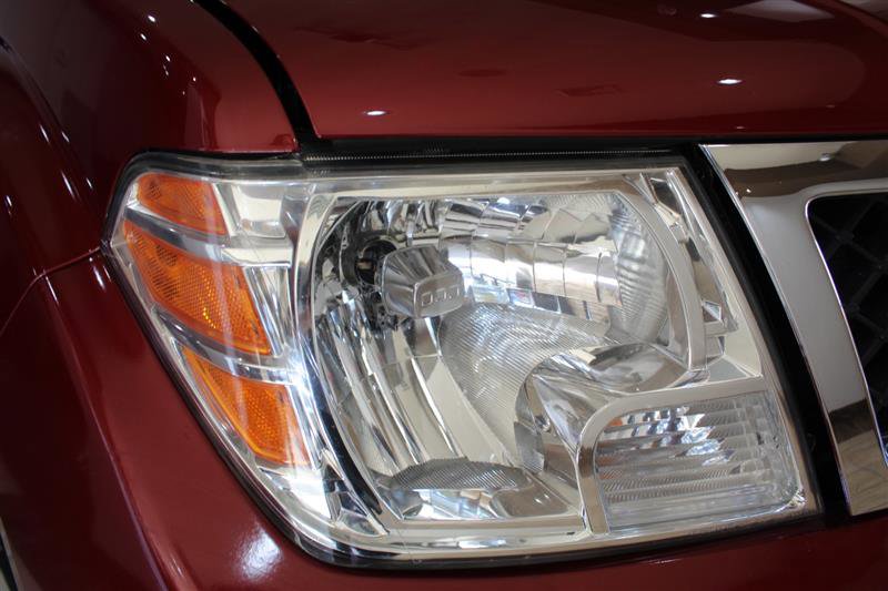 Used 2019 Nissan Frontier SV AWD/4WD image 10