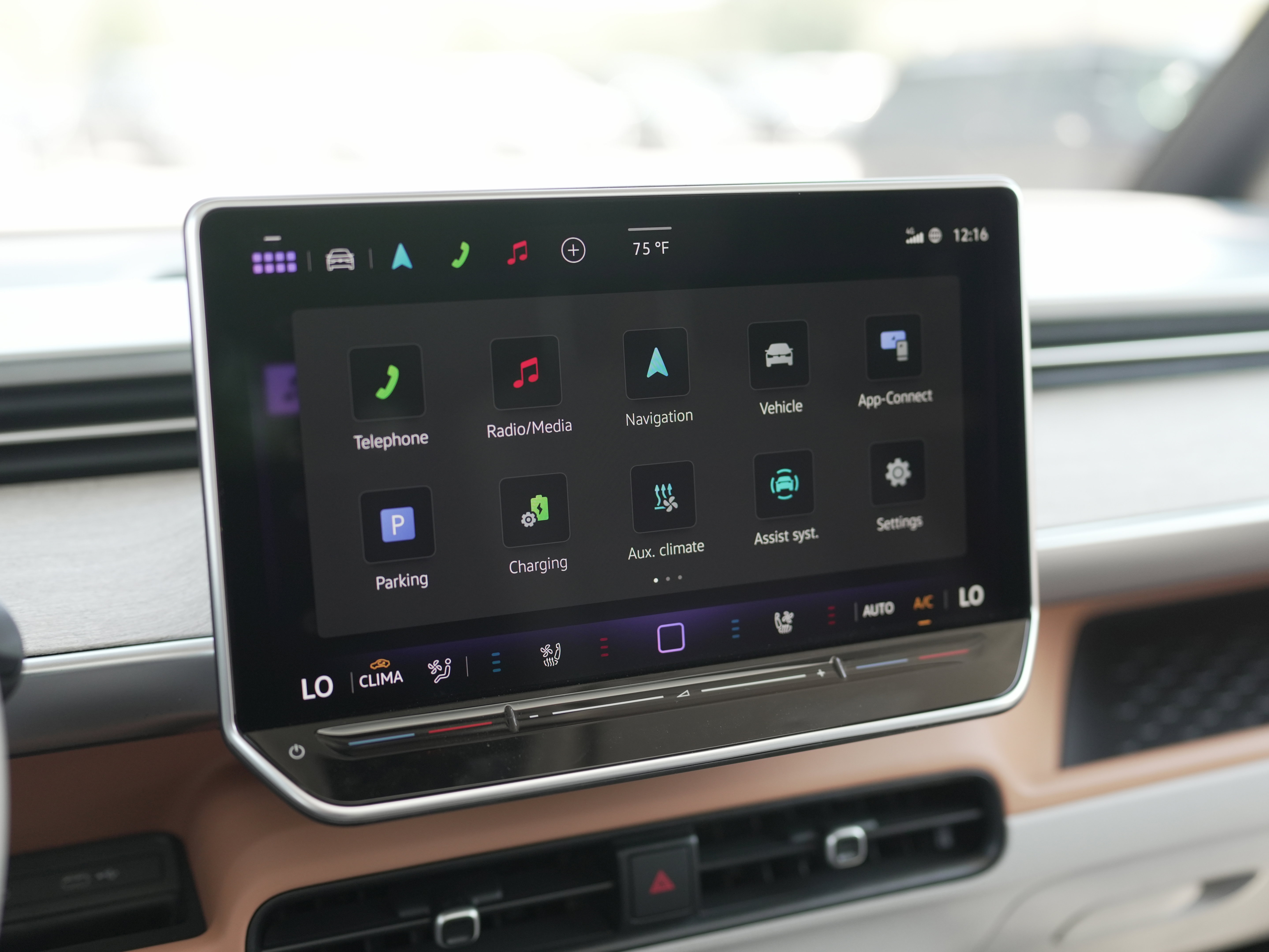 New 2025 Volkswagen ID. Buzz 1st Edition image 15