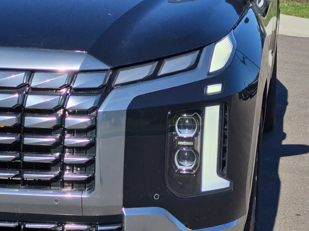 Certified 2023 Hyundai Palisade Calligraphy AWD/4WD image 9