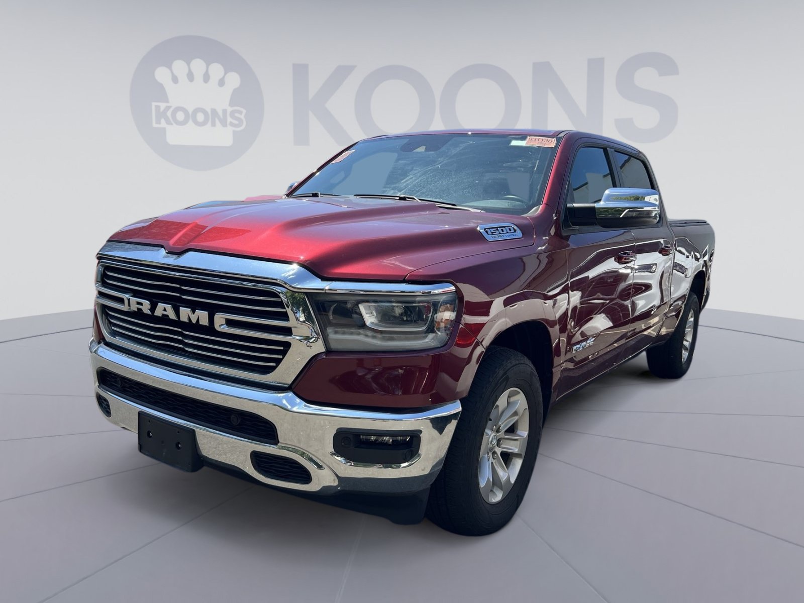 Used 2023 RAM 1500 Laramie AWD/4WD image 1