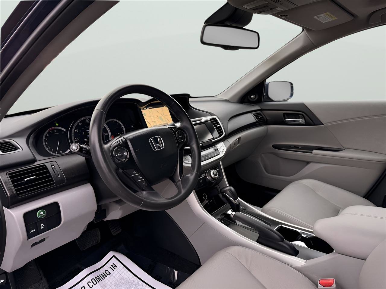 Used 2015 Honda Accord EX-L image 10