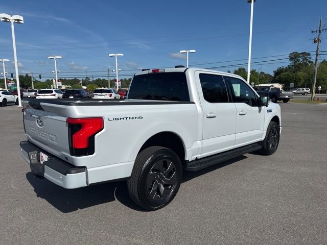 Used 2025 Ford F150 Lightning Flash image 3
