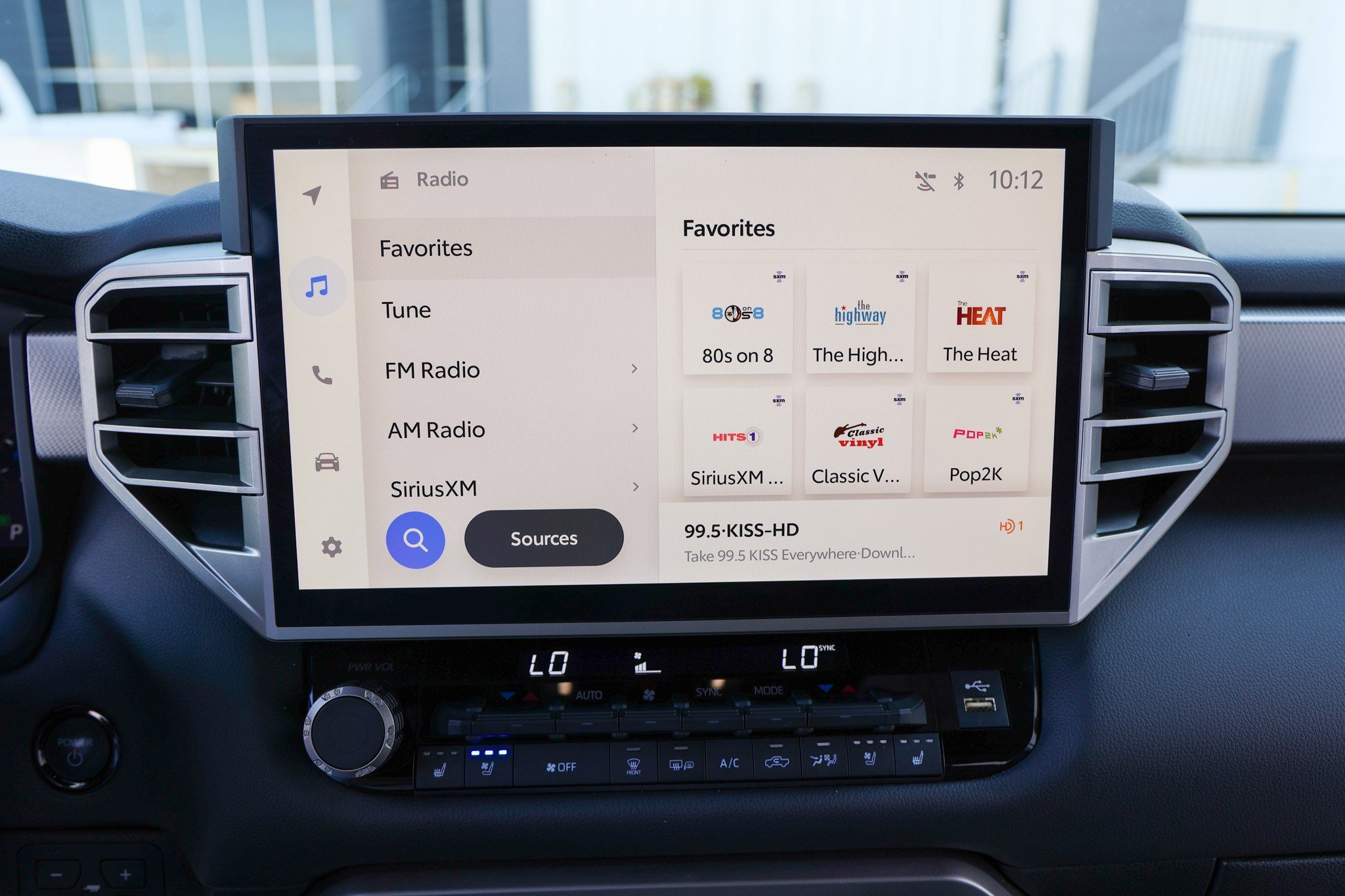 Used 2025 Toyota Tundra Limited image 26