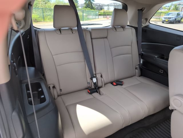 Used 2019 Honda Pilot Touring image 14