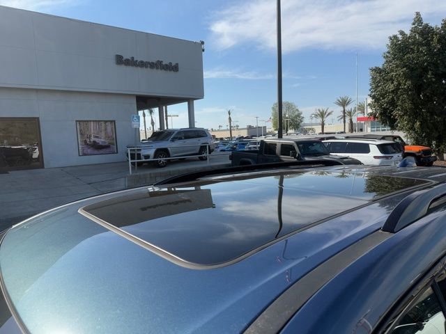 Used 2026 Chevrolet Traverse Z71 w/ LPO, Floor Liner Package image 35