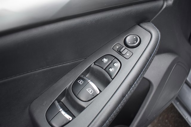 Used 2020 Nissan Maxima 3.5 S w/ Floor Mat Group FWD image 12