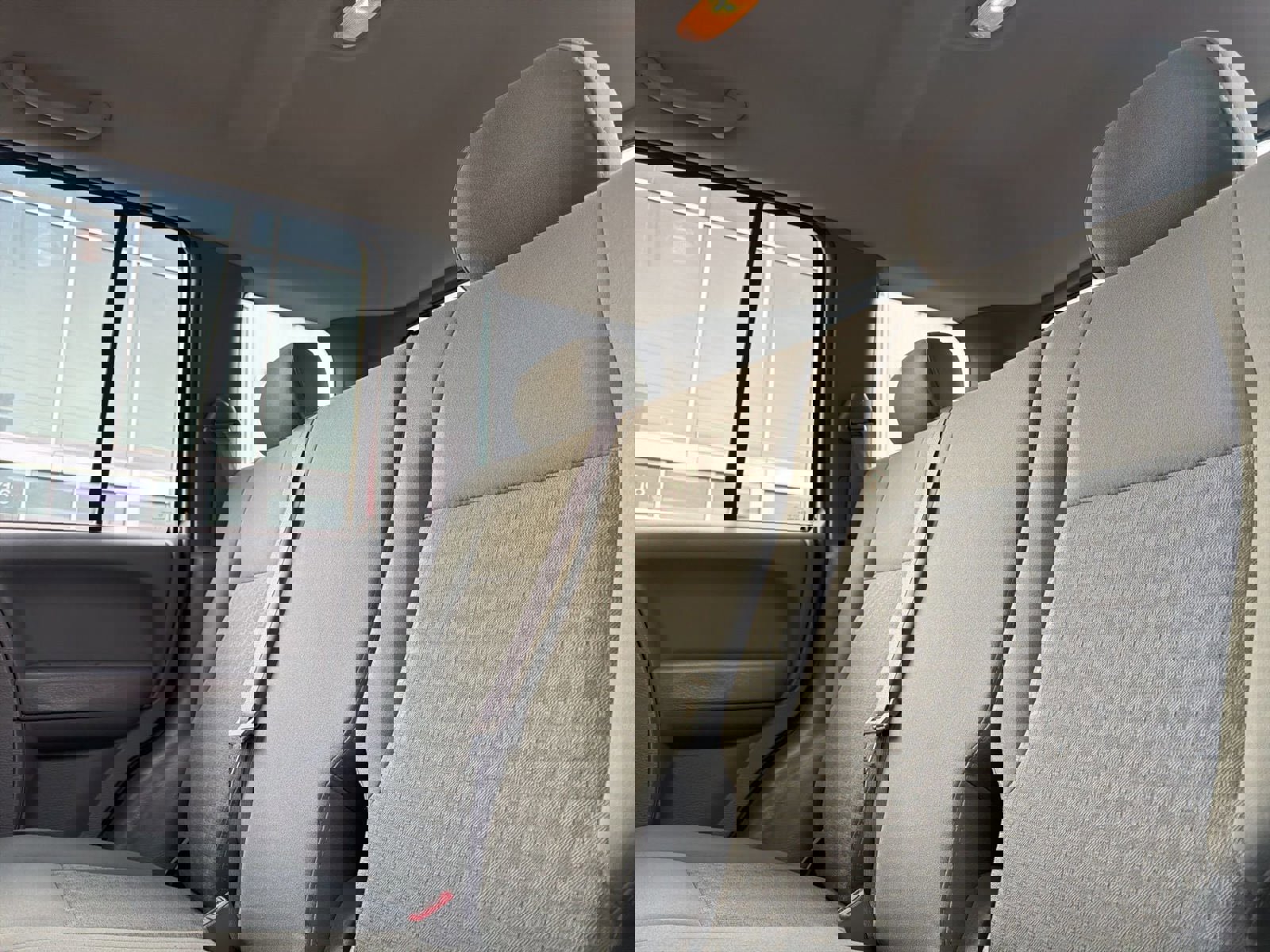 Used 2007 Jeep Liberty Sport AWD/4WD image 10