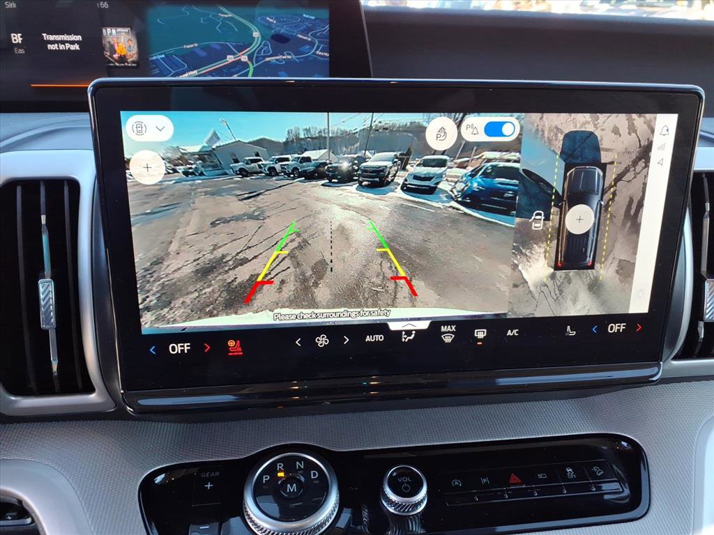 Used 2025 Ford Expedition Active image 19