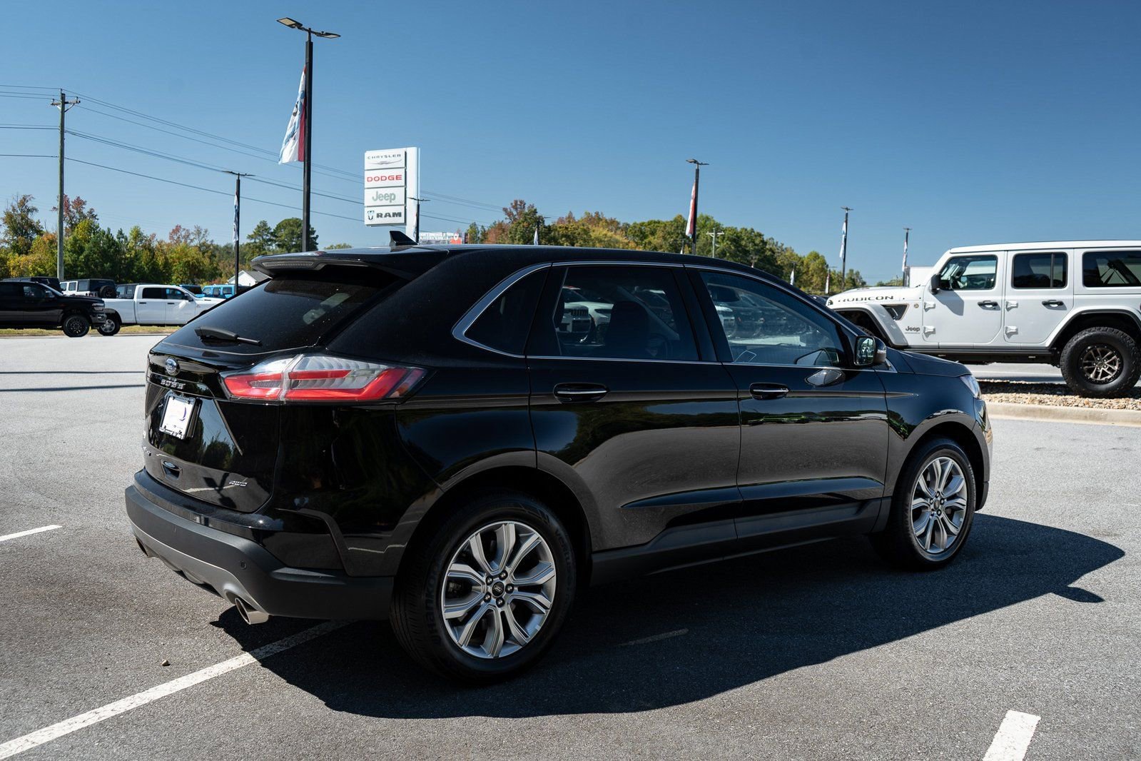 Used 2024 Ford Edge Titanium AWD/4WD image 10