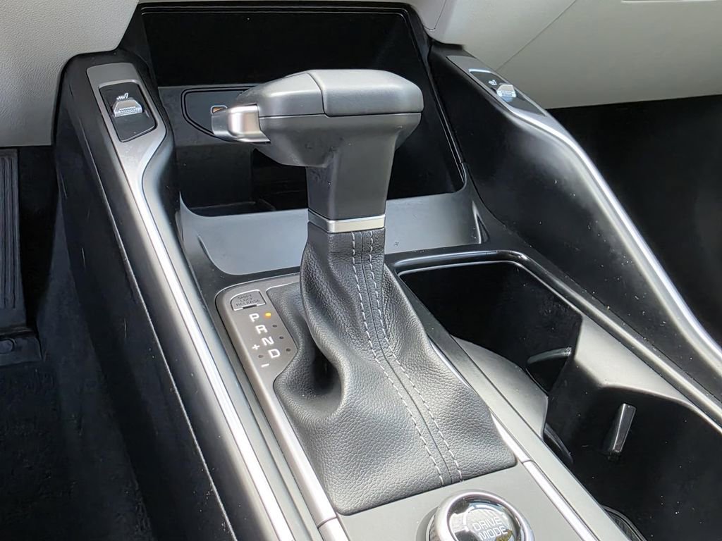 Used 2025 Kia Sorento EX w/ Panoramic Sunroof Package image 28