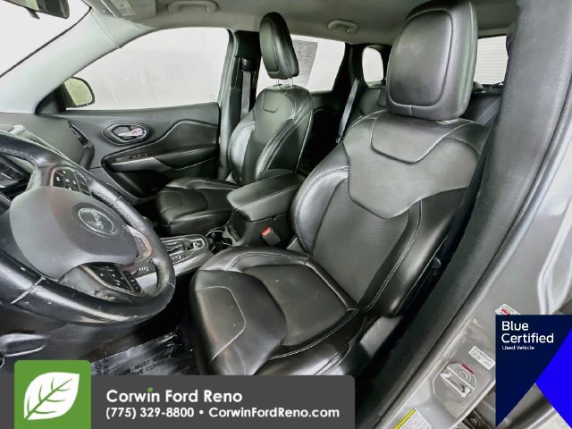Used 2019 Jeep Cherokee Latitude Plus AWD/4WD image 23