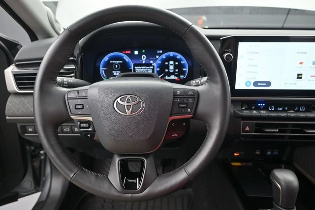 Used 2026 Toyota Camry XLE w/ Premium Plus Package FWD image 5