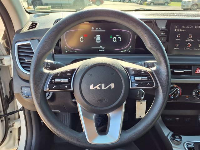 Used 2024 Kia Seltos LX AWD/4WD image 38