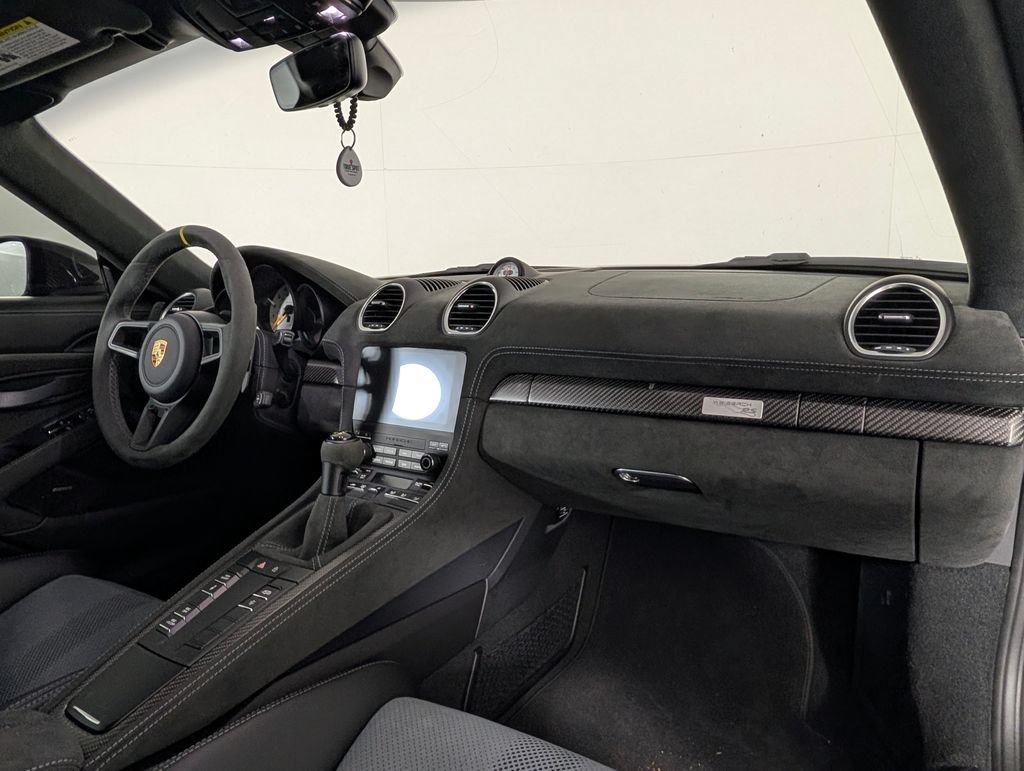 Certified 2024 Porsche 718 Boxster Spyder RS RWD image 15