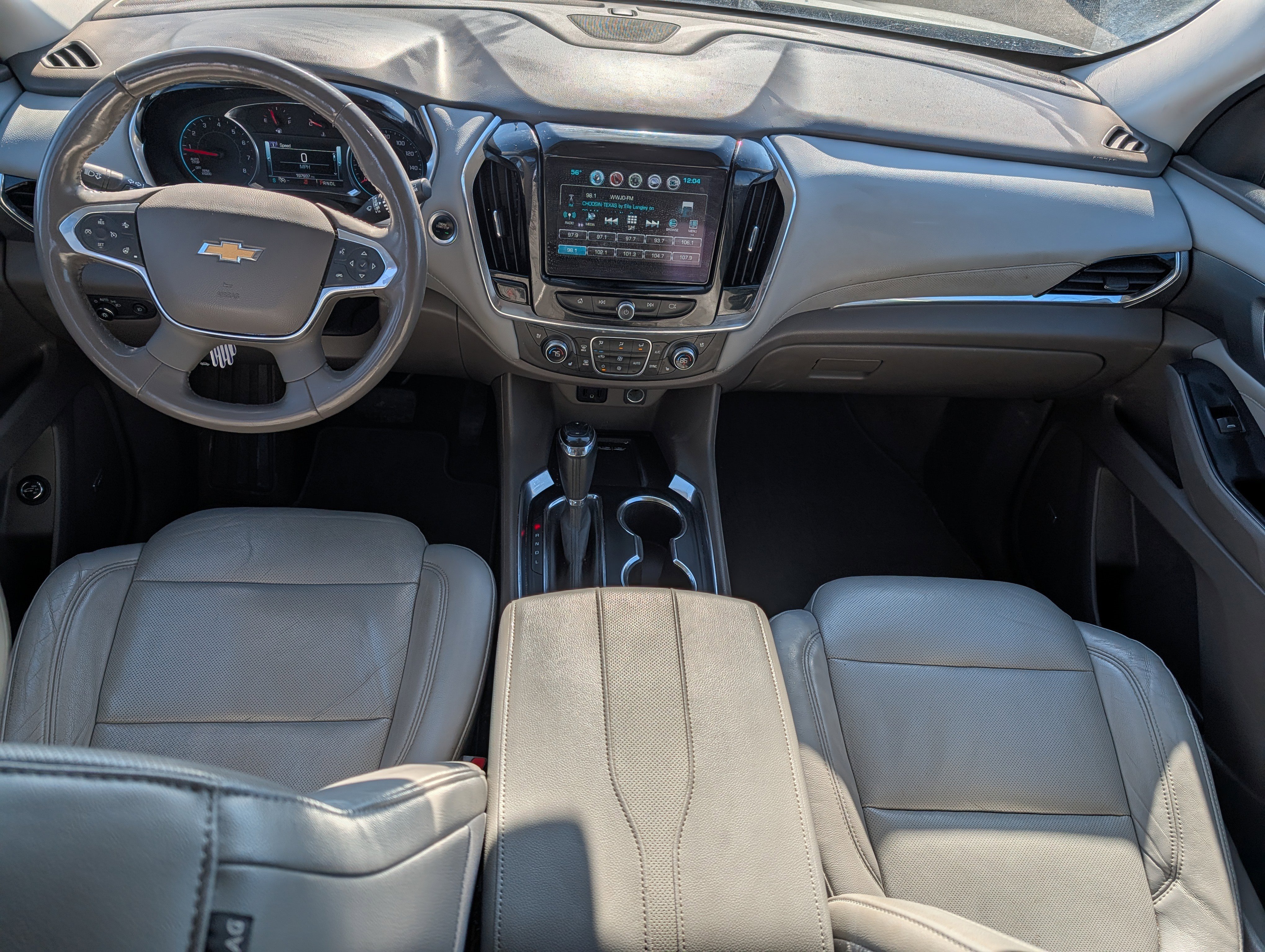 Used 2018 Chevrolet Traverse Premier image 14