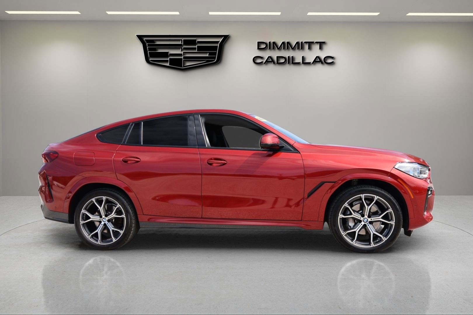 Used 2021 BMW X6 xDrive40i w/ Executive Package AWD/4WD image 6
