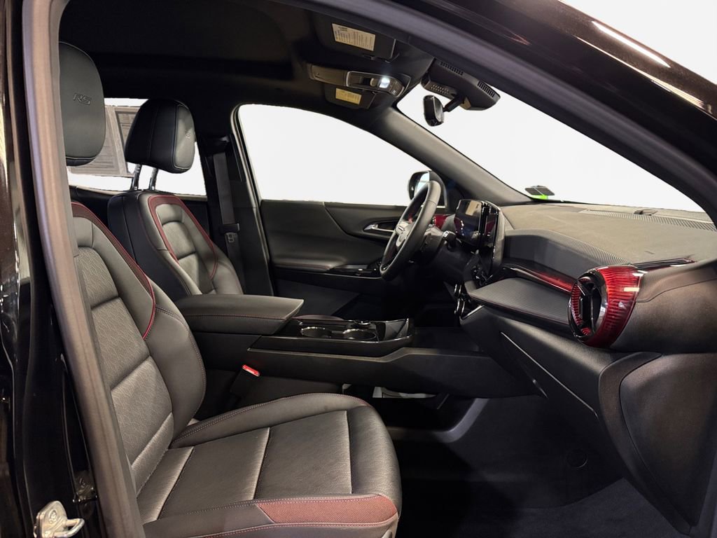 Used 2026 Chevrolet Equinox RS w/ Convenience Package III image 26