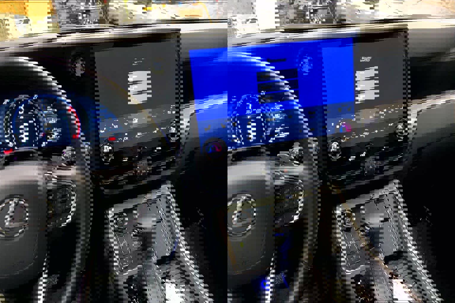 Used 2024 Lexus GX 550 image 6