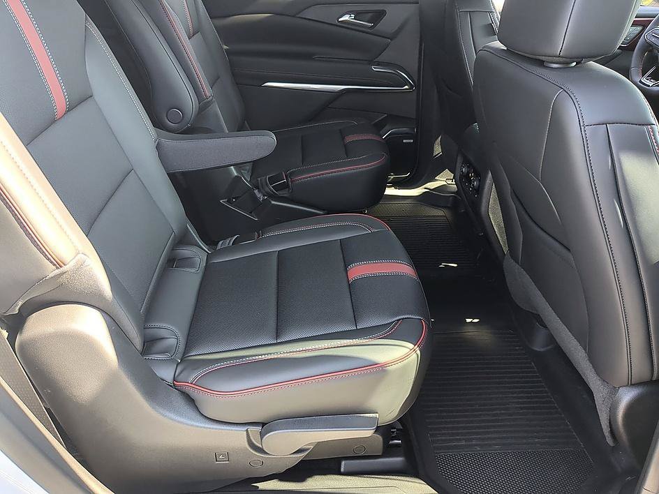 New 2027 Chevrolet Traverse RS AWD/4WD image 35
