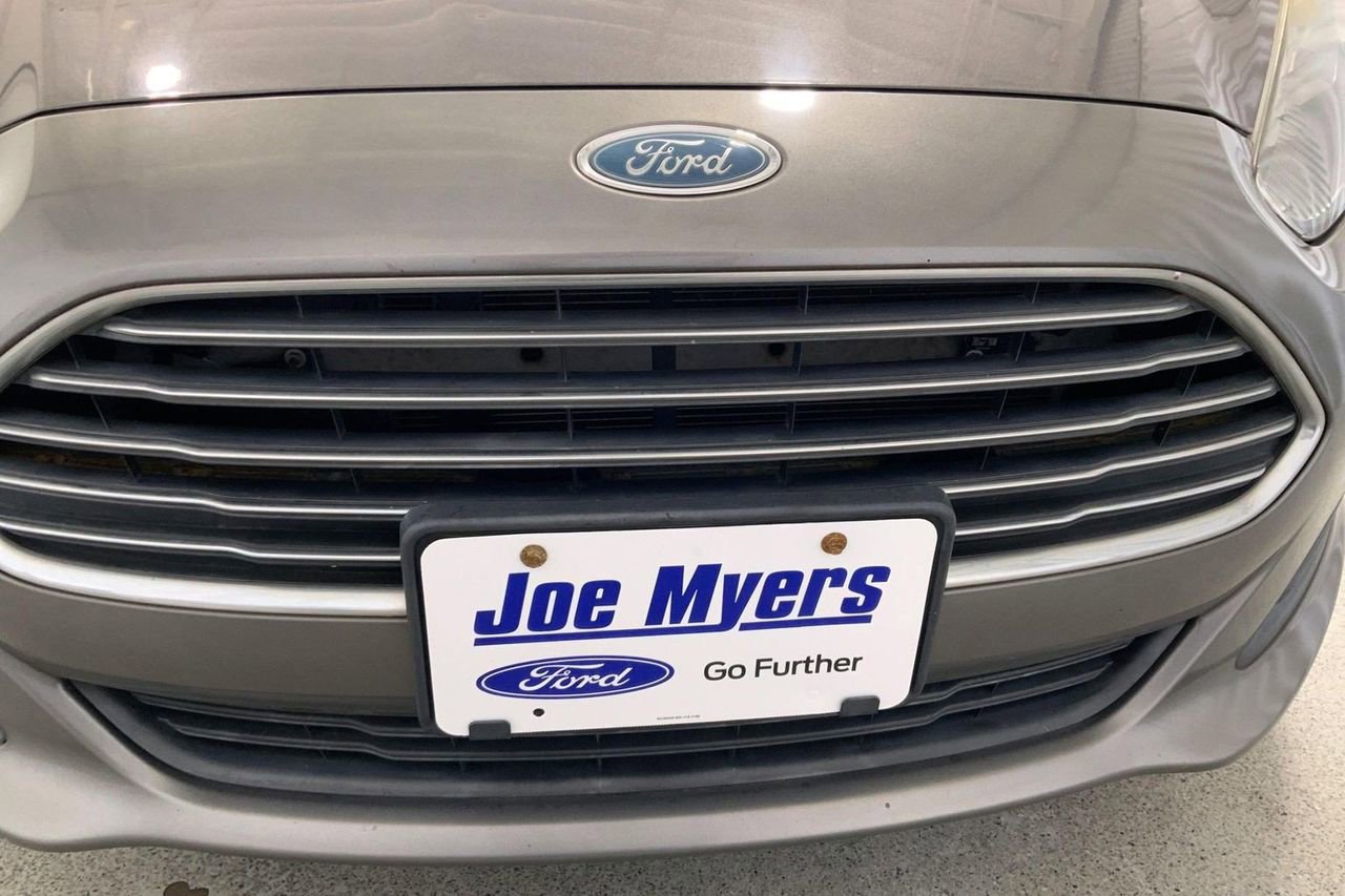 Used 2014 Ford Fiesta SE w/ SE Fuel Economy Package FWD image 27