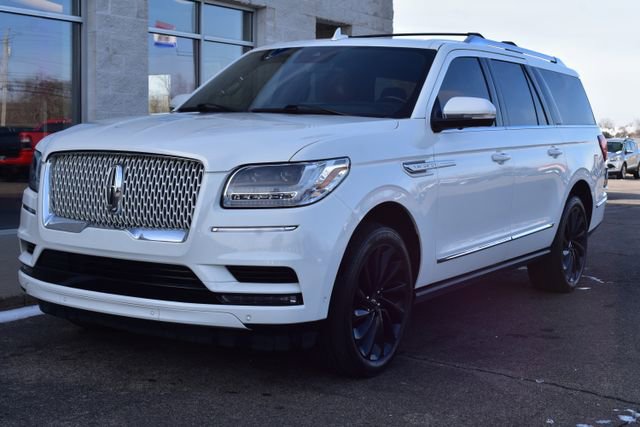 Used 2021 Lincoln Navigator L Reserve image 9
