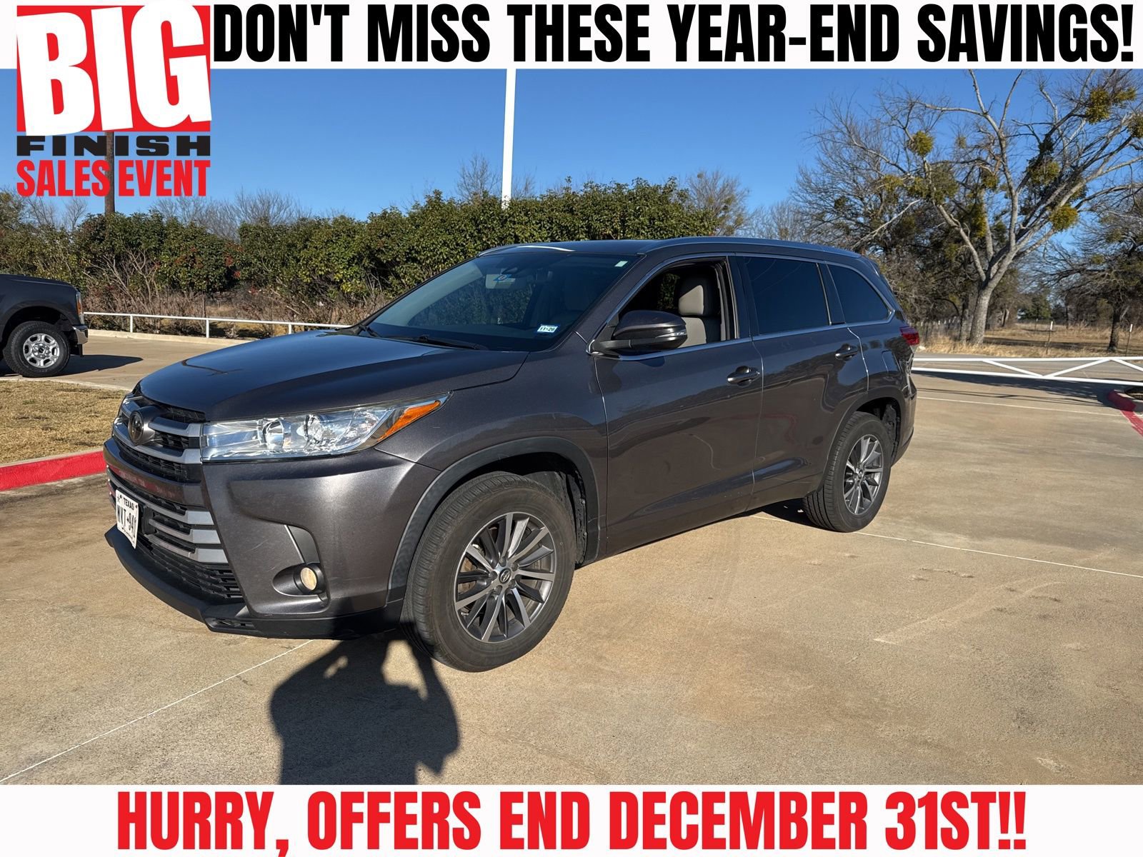 Used 2017 Toyota Highlander XLE image 1