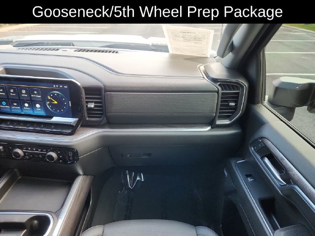 Used 2024 Chevrolet Silverado 3500 LTZ w/ LTZ Plus Package AWD/4WD image 24
