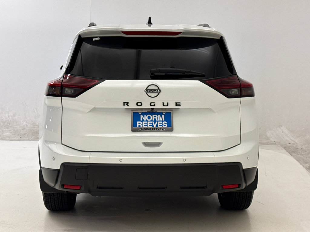 Used 2026 Nissan Rogue Dark Armor FWD image 8
