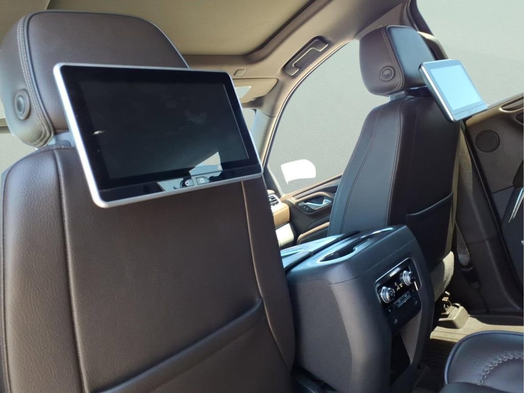 Used 2022 GMC Yukon XL Denali image 18